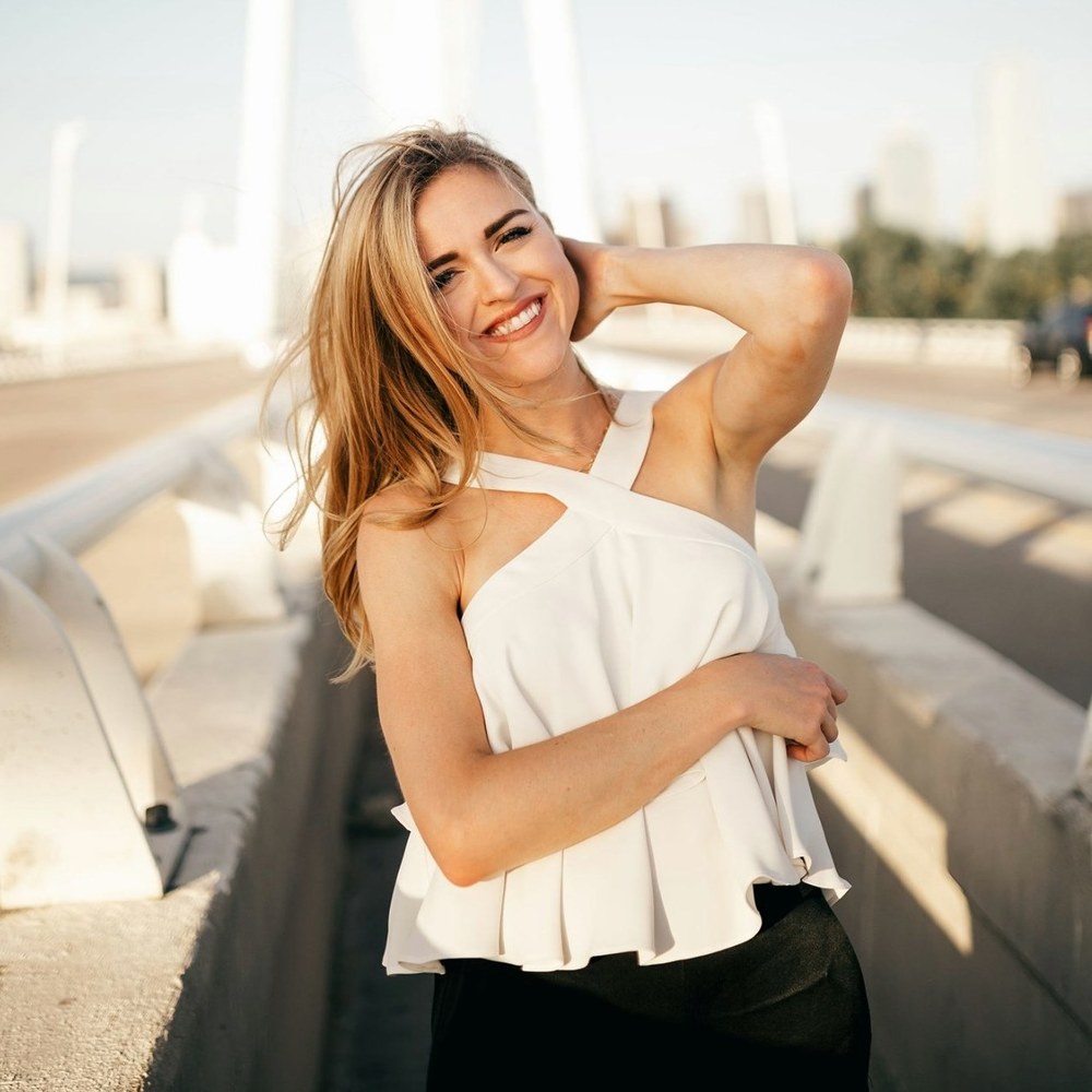 Meet your Posher, Caroline